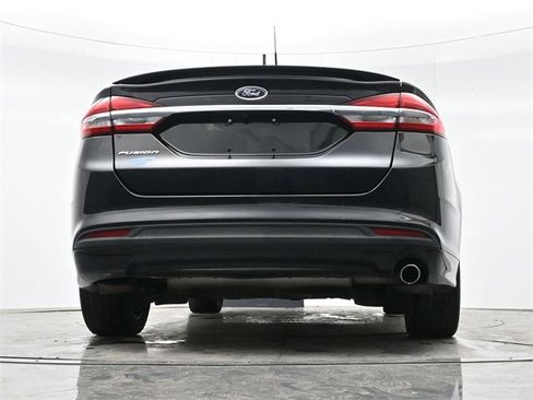 Used 2018 Ford Fusion S w/ Equipment Group 101A image 25