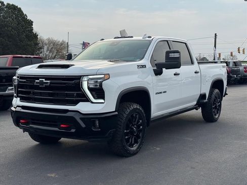 New 2026 Chevrolet Silverado 2500 LTZ w/ Trail Boss Package image 6