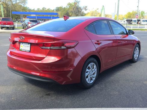 Used 2018 Hyundai Elantra SE w/ SE Connectivity Package 04 image 5
