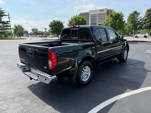Used 2020 Nissan Frontier SV RWD image 7