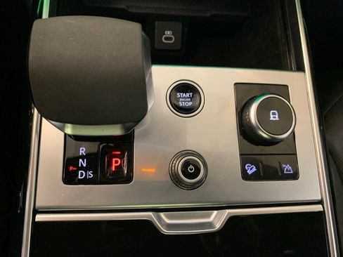 Used 2023 Land Rover Range Rover Long Wheelbase SE AWD/4WD image 44