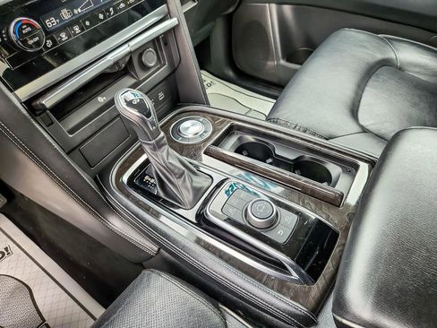 Used 2024 INFINITI QX80 Luxe RWD image 27