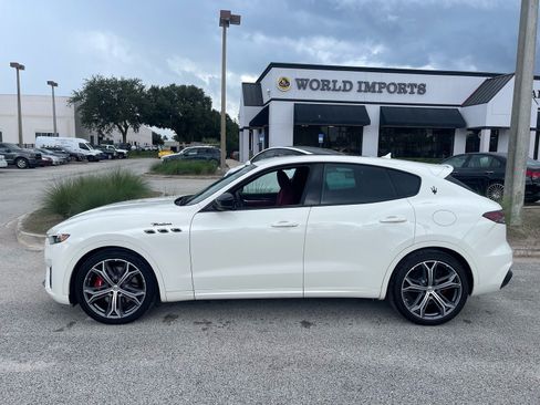 Used 2022 Maserati Levante Modena AWD/4WD image 52