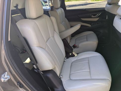 Used 2022 Subaru Ascent Limited w/ Technology Package image 29