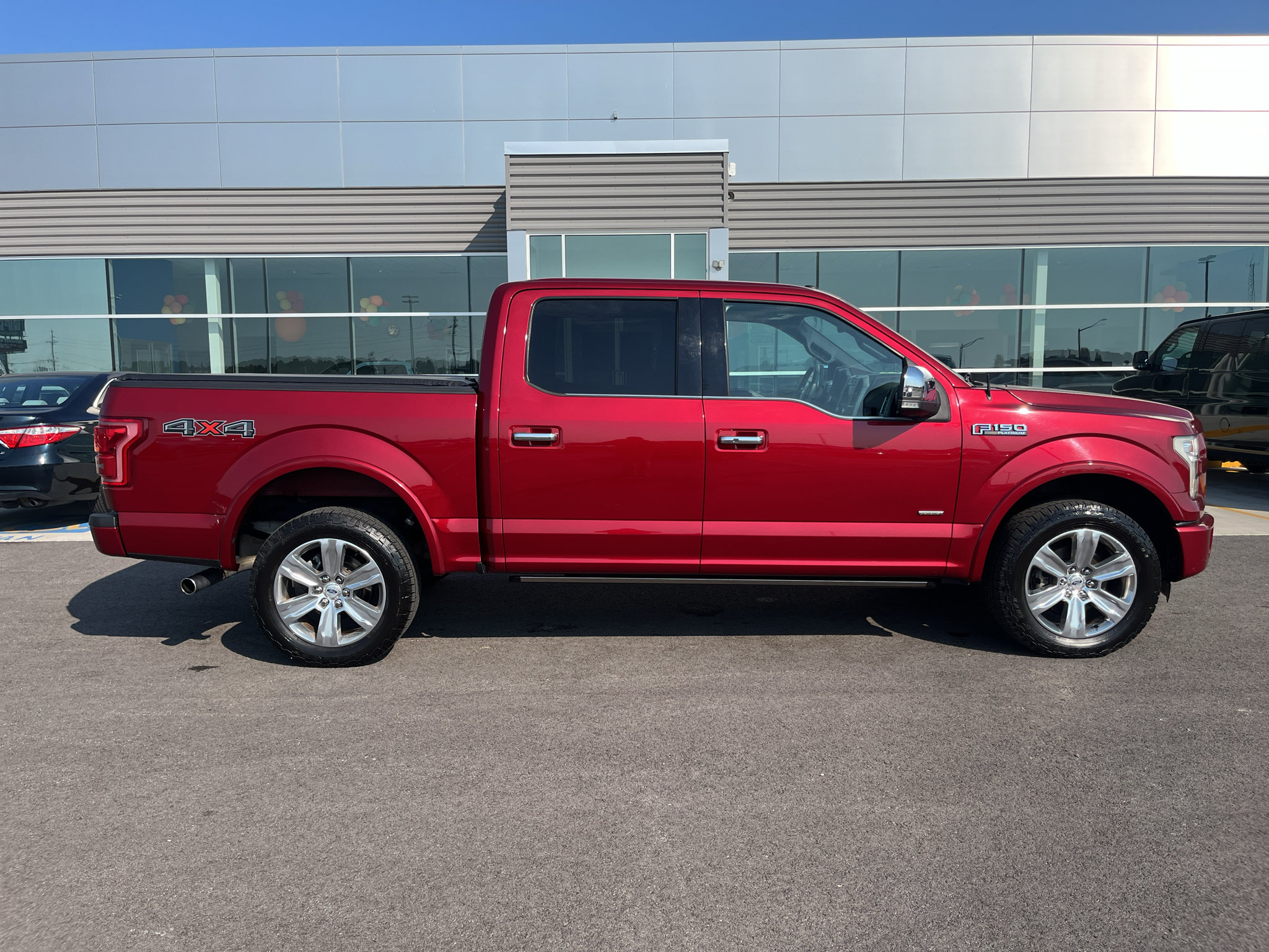 Used 2015 Ford F150 Platinum w/ Technology Package AWD/4WD image 4