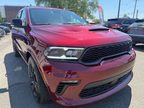Used 2021 Dodge Durango SRT w/ Technology Group AWD/4WD image 3