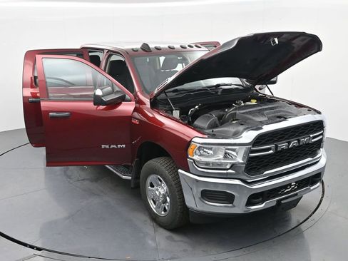 Used 2019 RAM 2500 Tradesman image 38