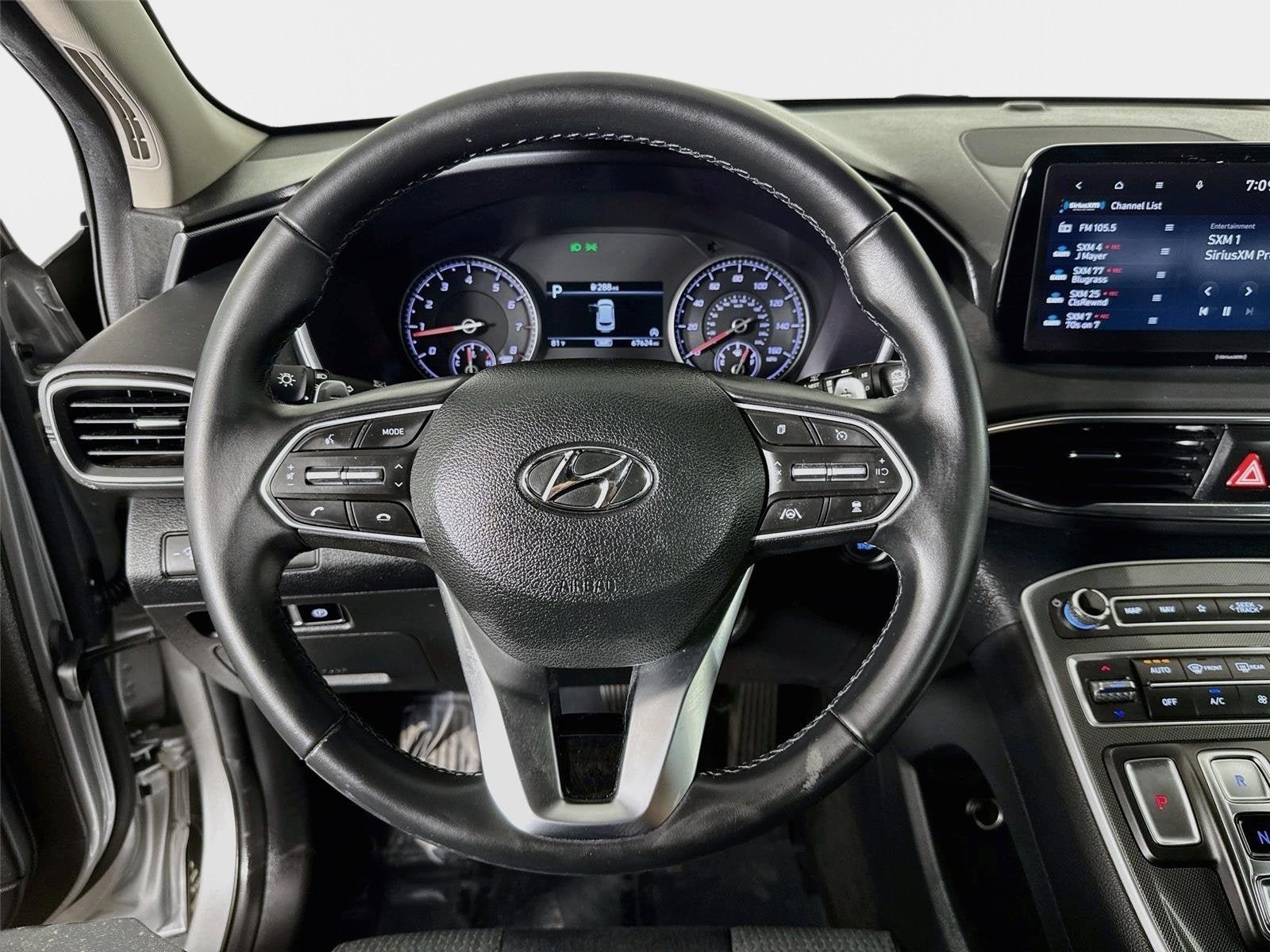 Used 2023 Hyundai Santa Fe SEL FWD image 13
