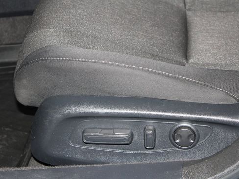 Used 2024 Honda Accord EX image 11