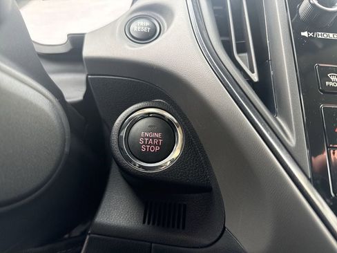 New 2026 Subaru Crosstrek 2.5i Limited w/ Crosstrek Mirror Package image 30