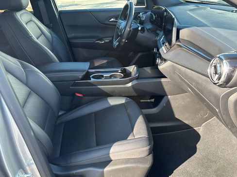Used 2025 Chevrolet Equinox LT w/ Convenience Package II AWD/4WD image 21