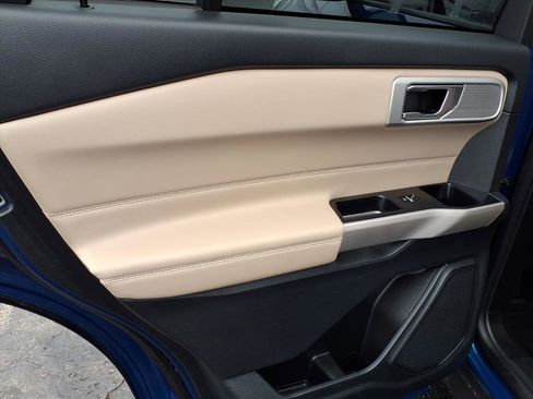 Certified 2023 Ford Explorer XLT w/ Equipment Group 202A image 11