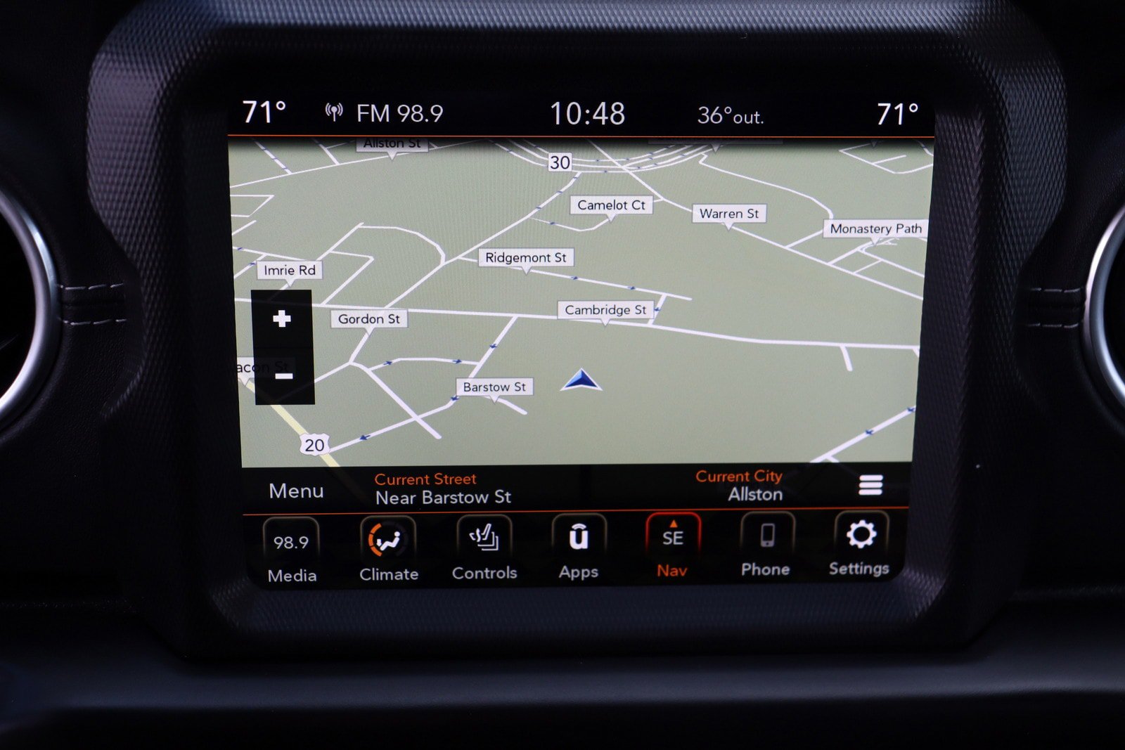 Used 2022 Jeep Wrangler Unlimited Sahara w/ Cold Weather Group AWD/4WD image 26