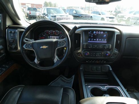Used 2018 Chevrolet Silverado 2500 High Country w/ Duramax Plus Package image 21