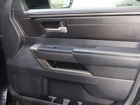 Used 2022 Toyota Tundra SR5 w/ SR5 Convenience Package image 12