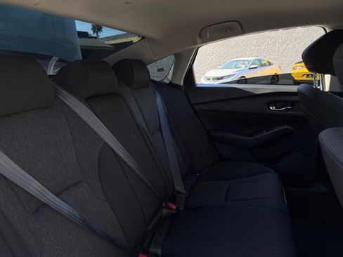 Used 2023 Honda Accord LX image 19