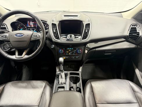 Used 2017 Ford Escape Titanium image 39