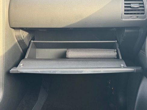 Used 2024 Nissan Armada Platinum w/ Captain's Chairs Package image 23