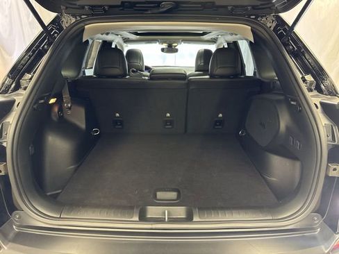 Used 2022 Jeep Cherokee Latitude Lux w/ Sun & Sound Group AWD/4WD image 24