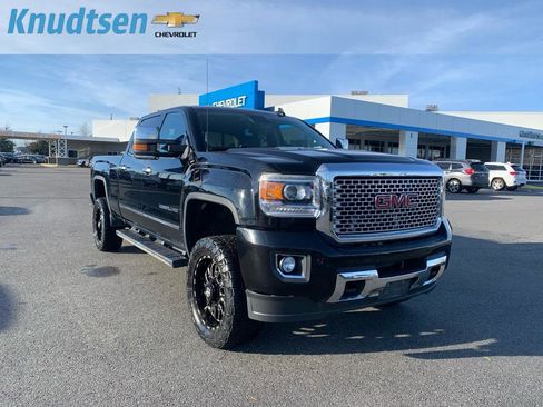 Used 2016 GMC Sierra 2500 Denali w/ Duramax Plus Package image 1