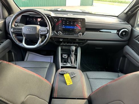 Used 2023 Chevrolet Colorado Z71 w/ Z71 Convenience Package 2 AWD/4WD image 25