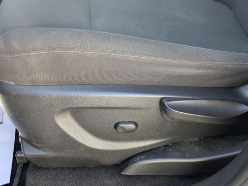 Used 2018 Chevrolet Trax LS image 22