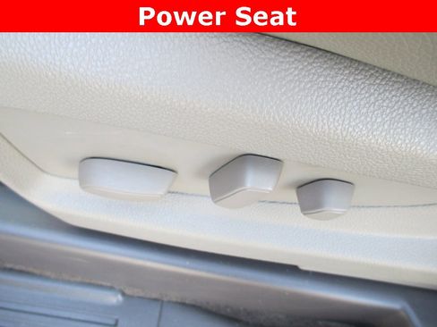 Used 2014 GMC Sierra 1500 SLT w/ SLT Crew Cab Value Package image 23