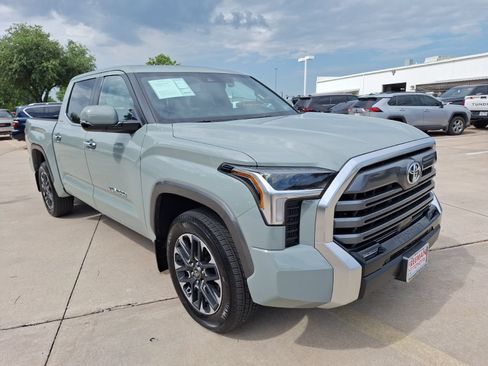 Used 2026 Toyota Tundra Limited AWD/4WD image 8