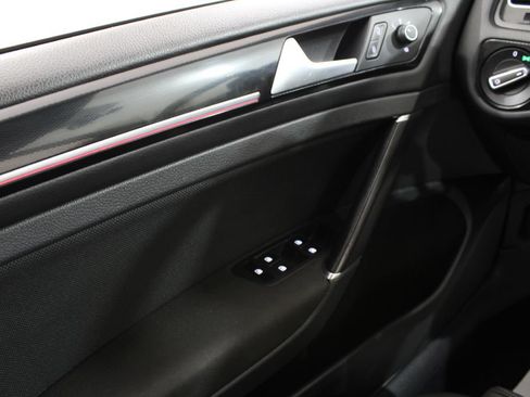 Used 2017 Volkswagen GTI Sport FWD image 32