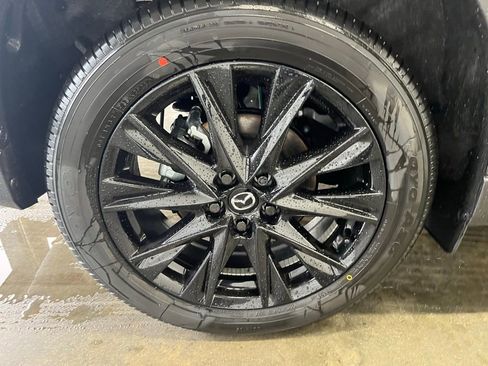 New 2025 MAZDA CX-5 Carbon Edition image 31