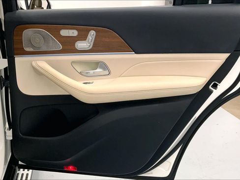 Certified 2021 Mercedes-Benz GLS 450 4MATIC image 12