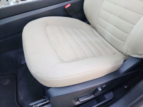 Used 2024 Ford Edge SEL image 16