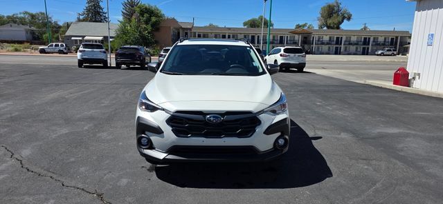 Used 2025 Subaru Crosstrek 2.5i Premium AWD/4WD image 3