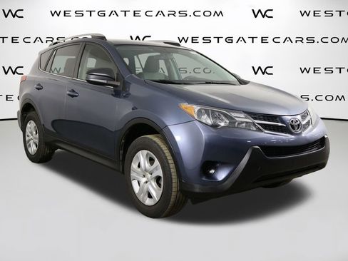 Used 2013 Toyota RAV4 LE image 33