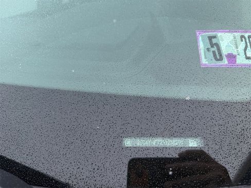 Used 2024 Chevrolet Silverado 2500 LT w/ Midnight Edition image 31