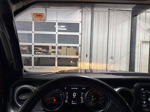 Used 2021 Jeep Wrangler Unlimited Sport image 3