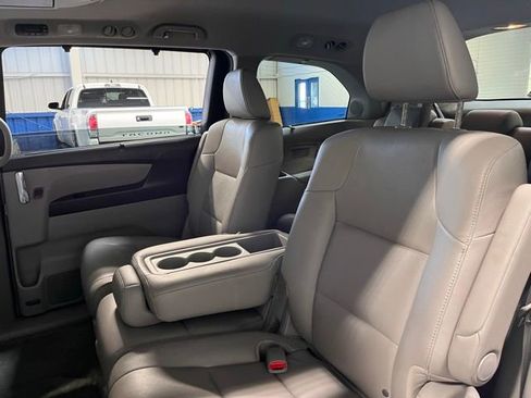 Used 2015 Honda Odyssey Touring image 16
