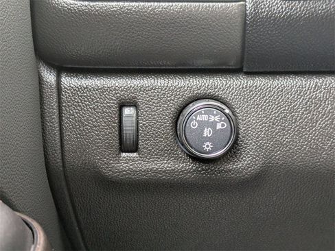 Used 2022 GMC Canyon Elevation w/ Elevation Premium Package image 27