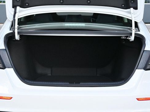 New 2026 Honda Accord LX image 9