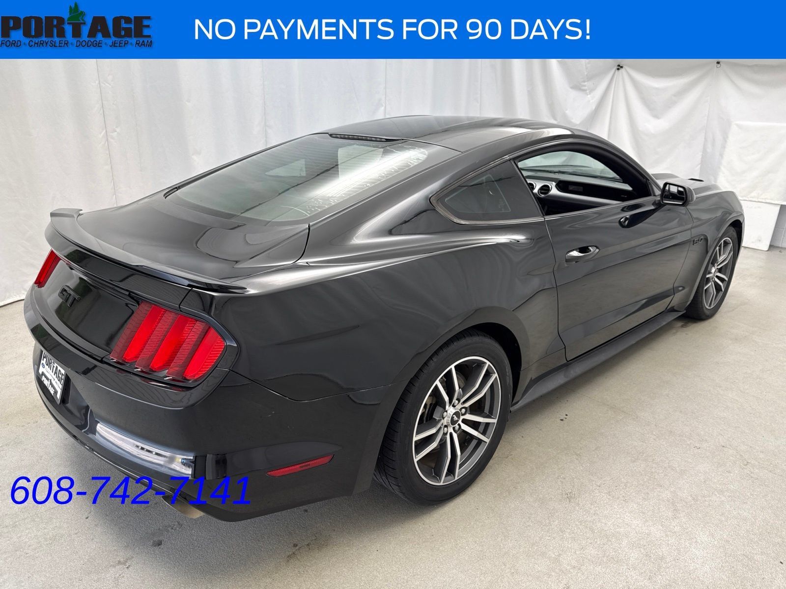 Used 2015 Ford Mustang GT RWD image 2