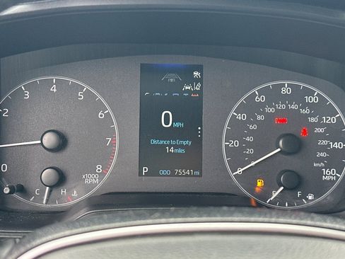 Used 2024 Toyota Corolla SE image 39