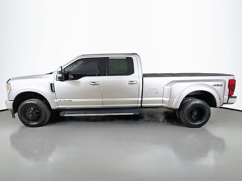 Used 2021 Ford F350 Lariat w/ Lariat Ultimate Package AWD/4WD image 16