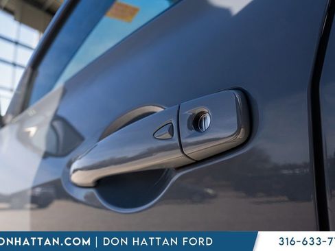 Used 2021 Nissan Kicks SR w/ SR Premium Package image 29