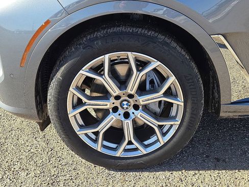 Used 2026 BMW X7 xDrive40i image 10