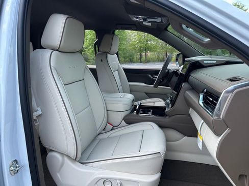New 2026 GMC Yukon Denali RWD image 49