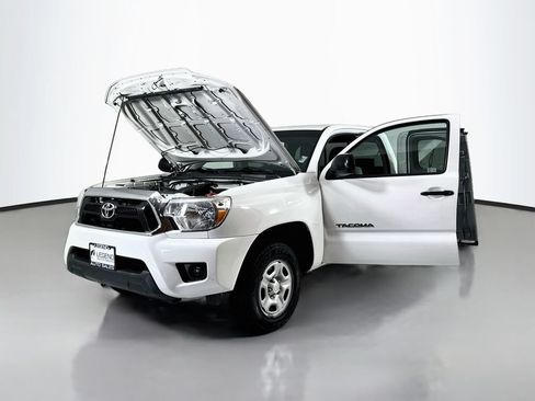 Used 2015 Toyota Tacoma 2WD Access Cab w/ SR5 Package image 11