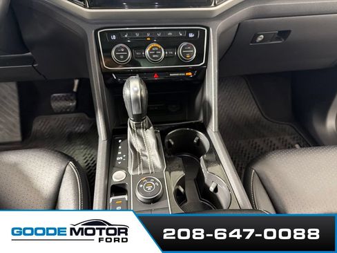 Used 2021 Volkswagen Atlas SEL AWD/4WD image 15