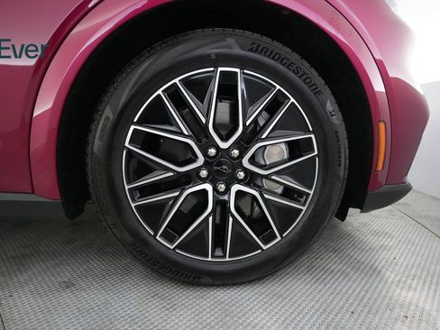 Used 2025 Ford Mustang Mach-E Premium RWD image 20
