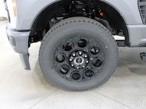 New 2026 Ford F250 XLT w/ XLT Premium Package image 39