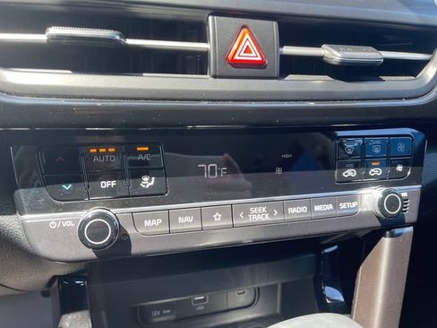 Used 2024 Kia Seltos S AWD/4WD image 28